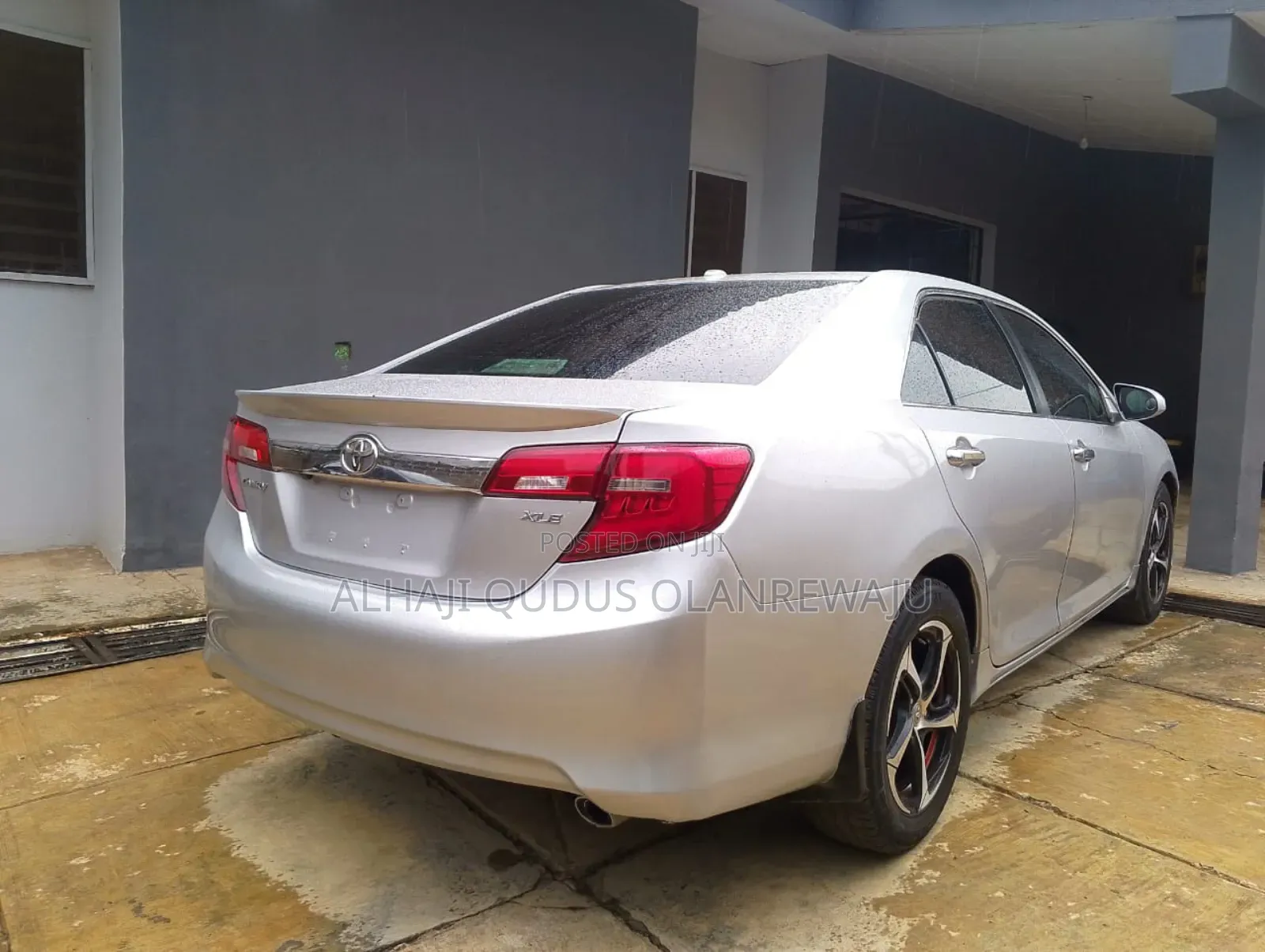 Toyota Camry XLE 4dr Sedan (2.5L 4cyl 6A) 2013 Silver