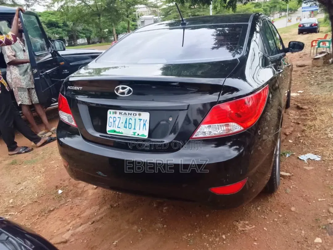 Hyundai Accent 2013 Black