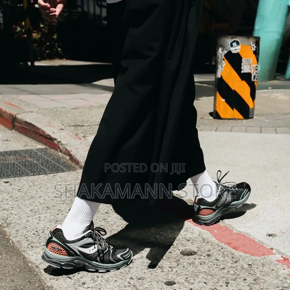 Original Saucony Pro Grid Triumph 4 “ Black “
