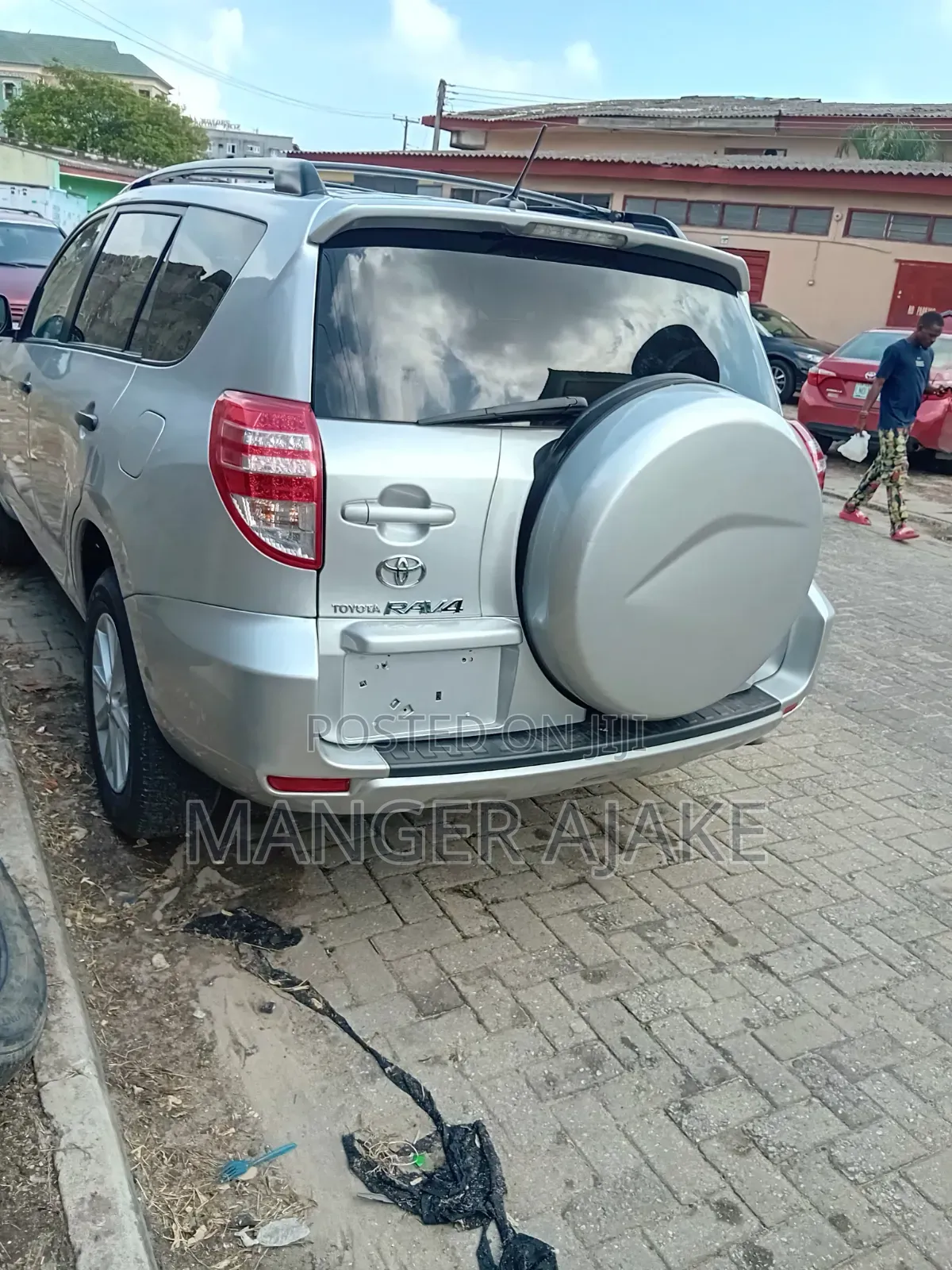 Toyota RAV4 2010 Silver