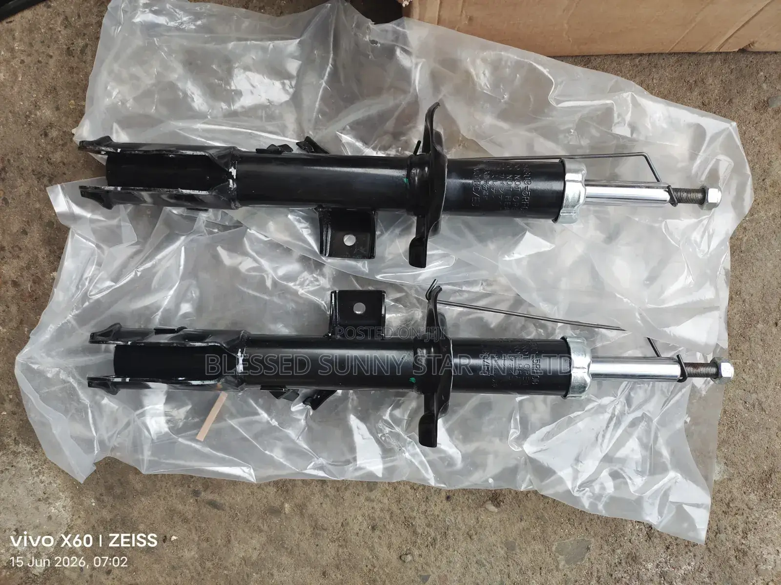 Front Shock Nissan Kick