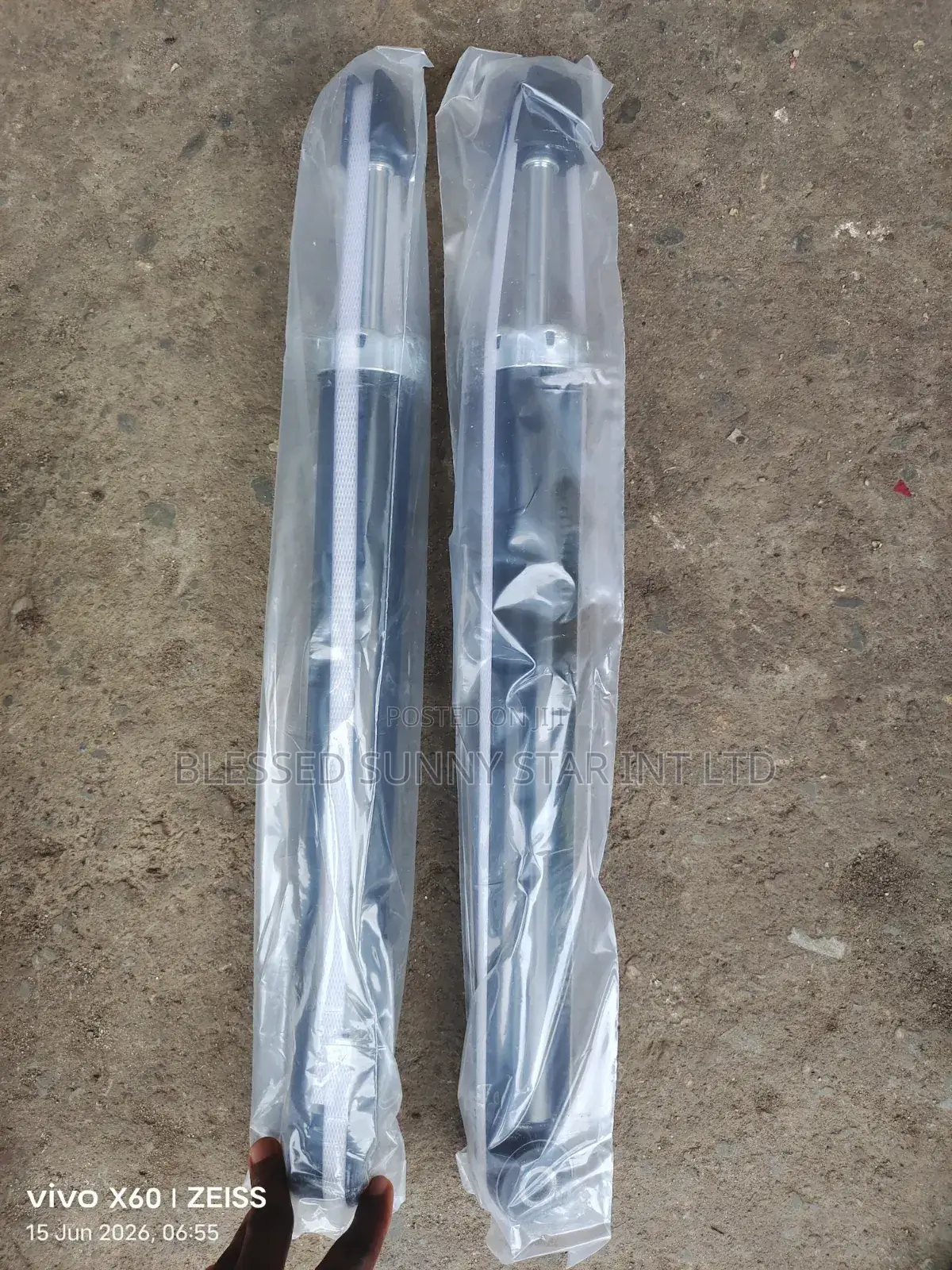 Back Shock Nissan Kick