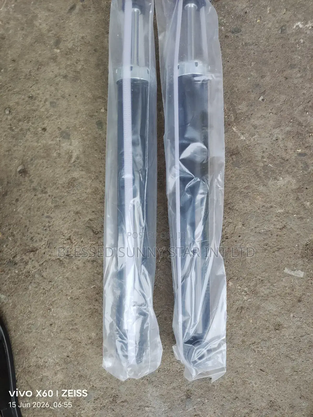 Back Shock Nissan Kick