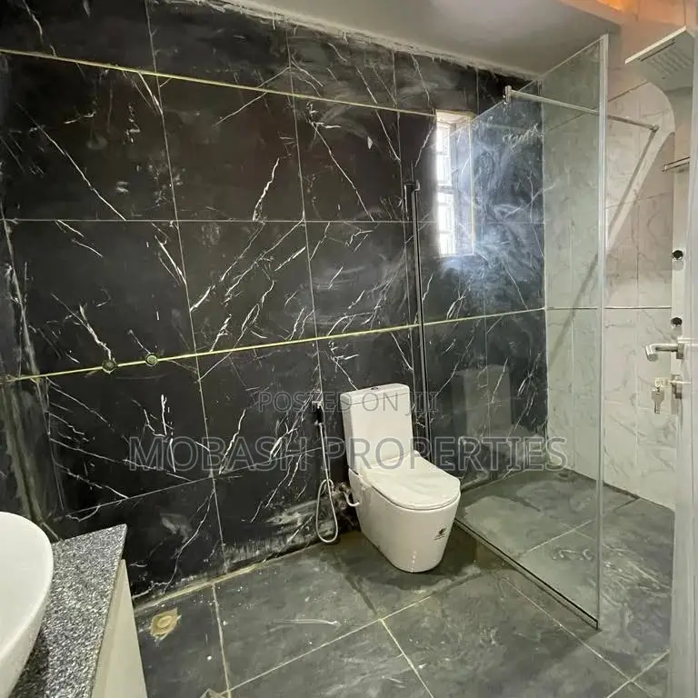 4bdrm Duplex in Carlton Gate Estate, Ibadan for rent
