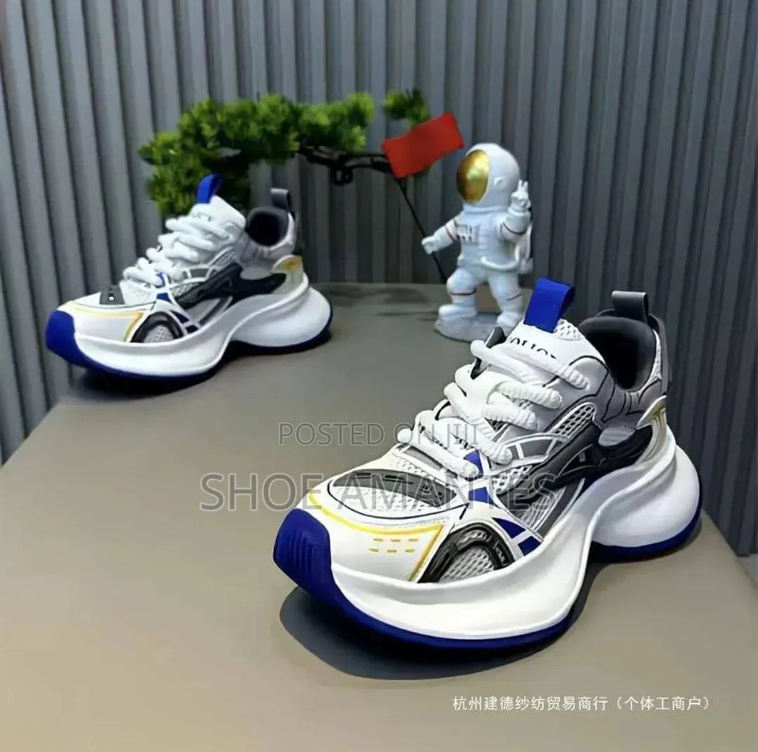 Cubix Urban Edge Sneakers: Redefine Your Style