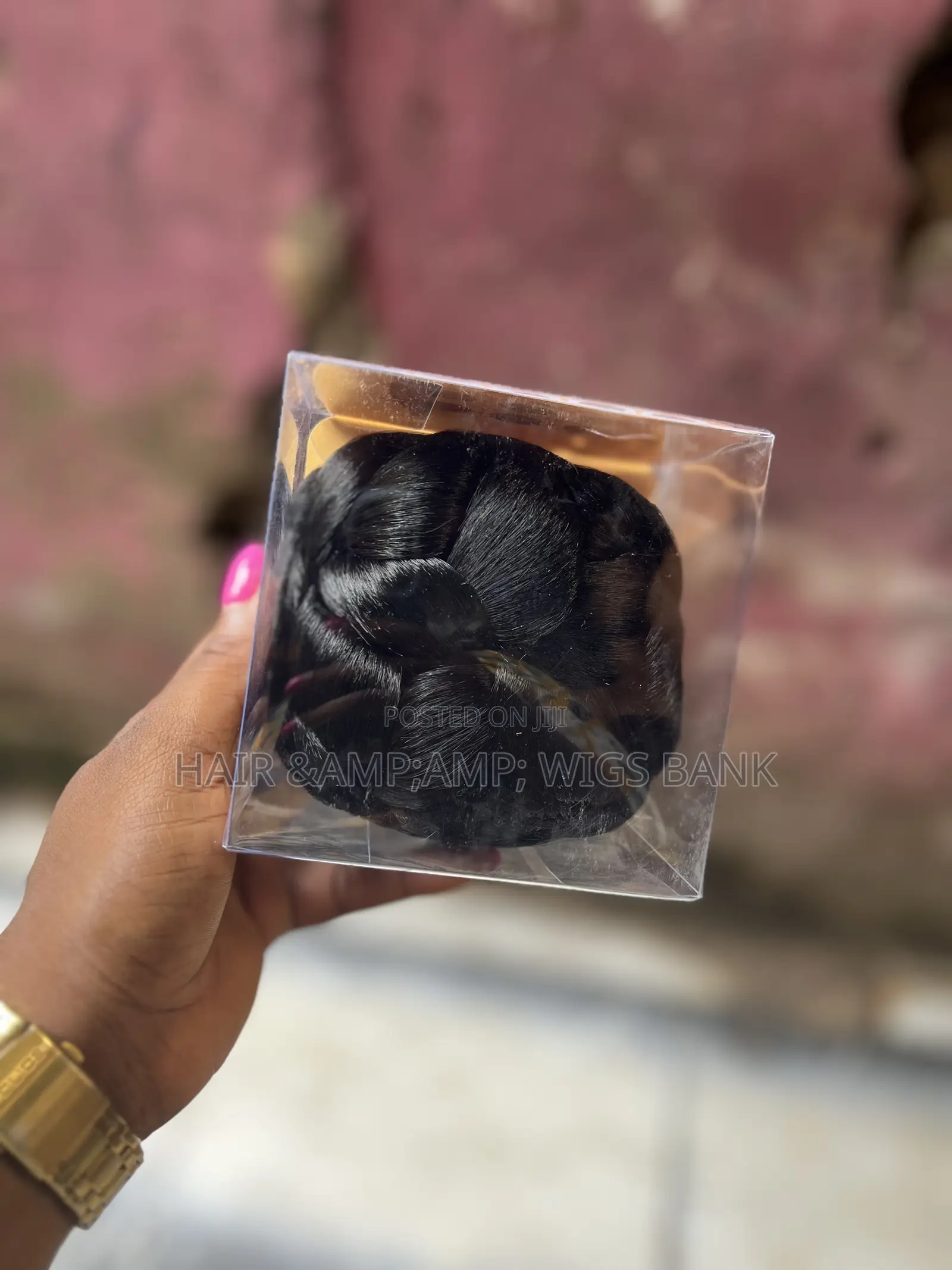 Parking Gel Made Easy With This Pony Dome Available in Small Big