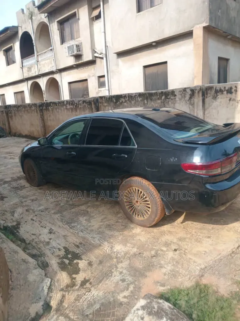 Honda Accord 2004 Black