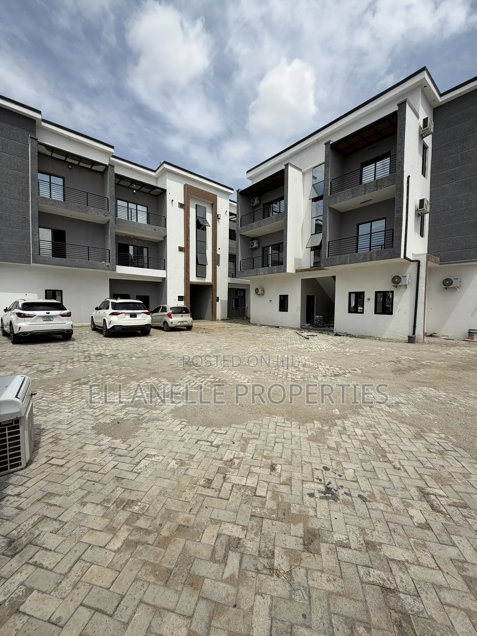 Furnished 3bdrm Apartment in Jahi for rent