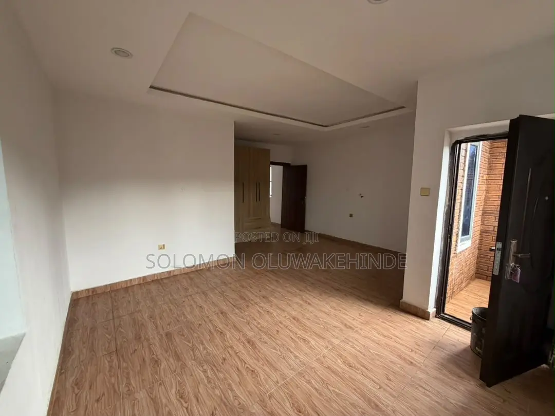 4bdrm Duplex in Gowon Estate, Egbeda for rent