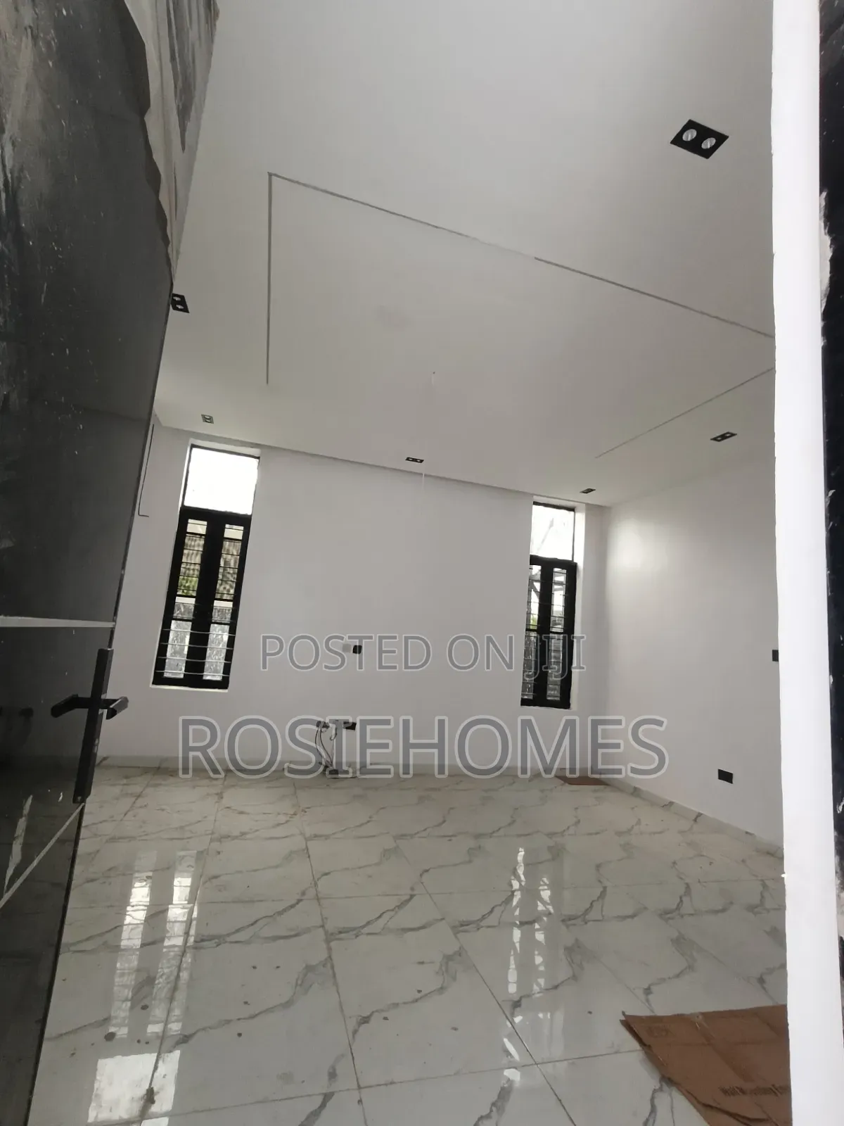 3bdrm Duplex in Metro Estate, Sangotedo for rent