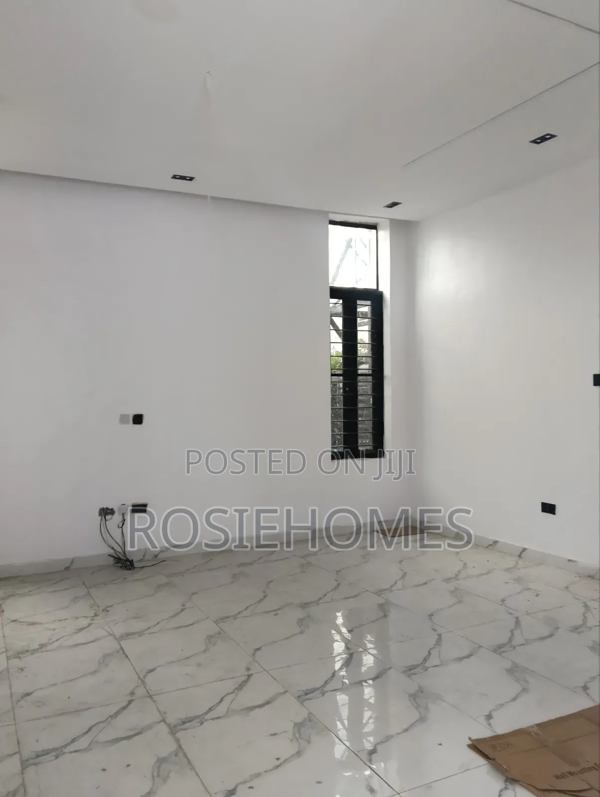 3bdrm Duplex in Metro Estate, Sangotedo for rent