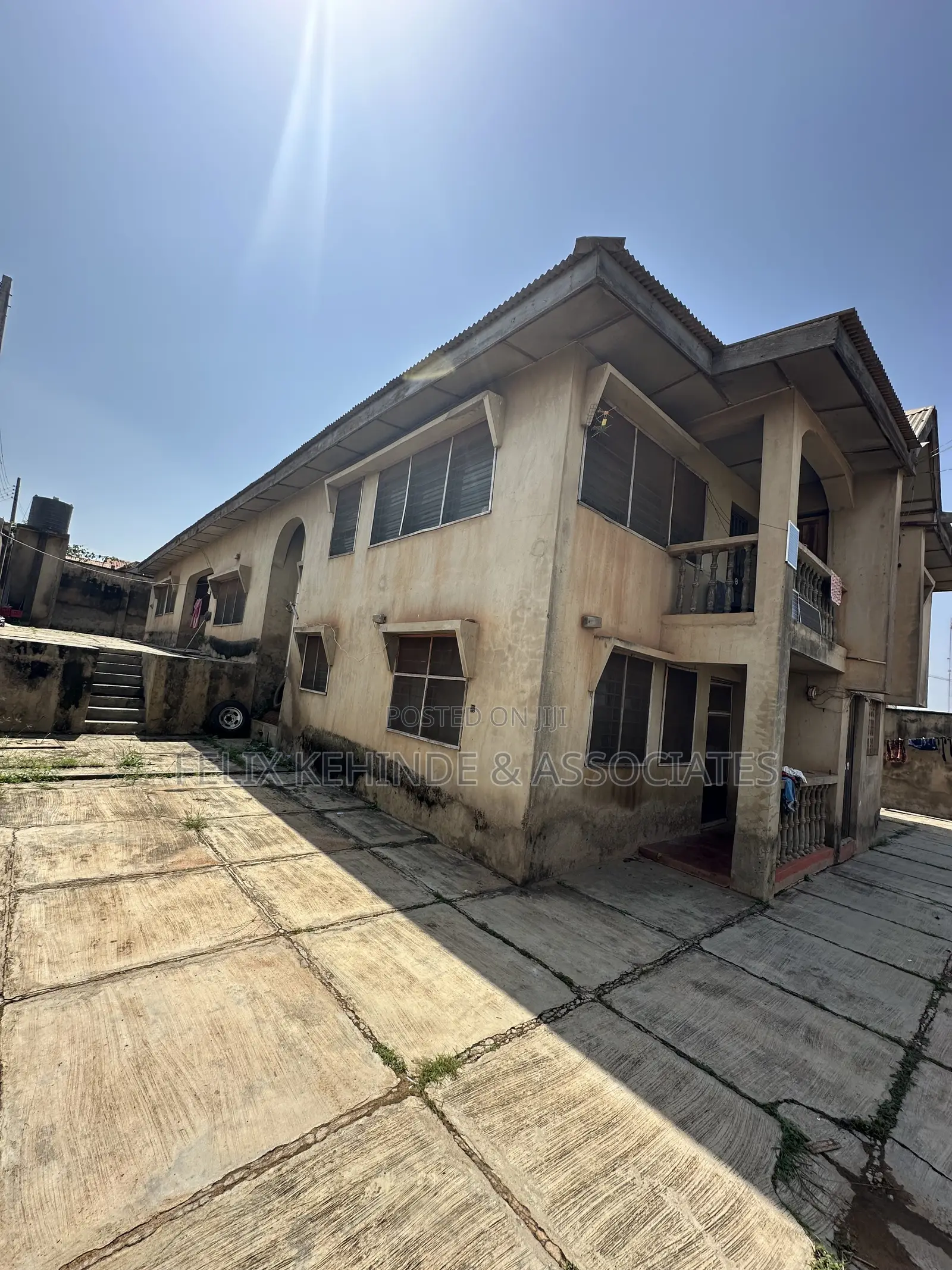 7bdrm Block of Flats in Temidire Estate, Iwo Road for sale