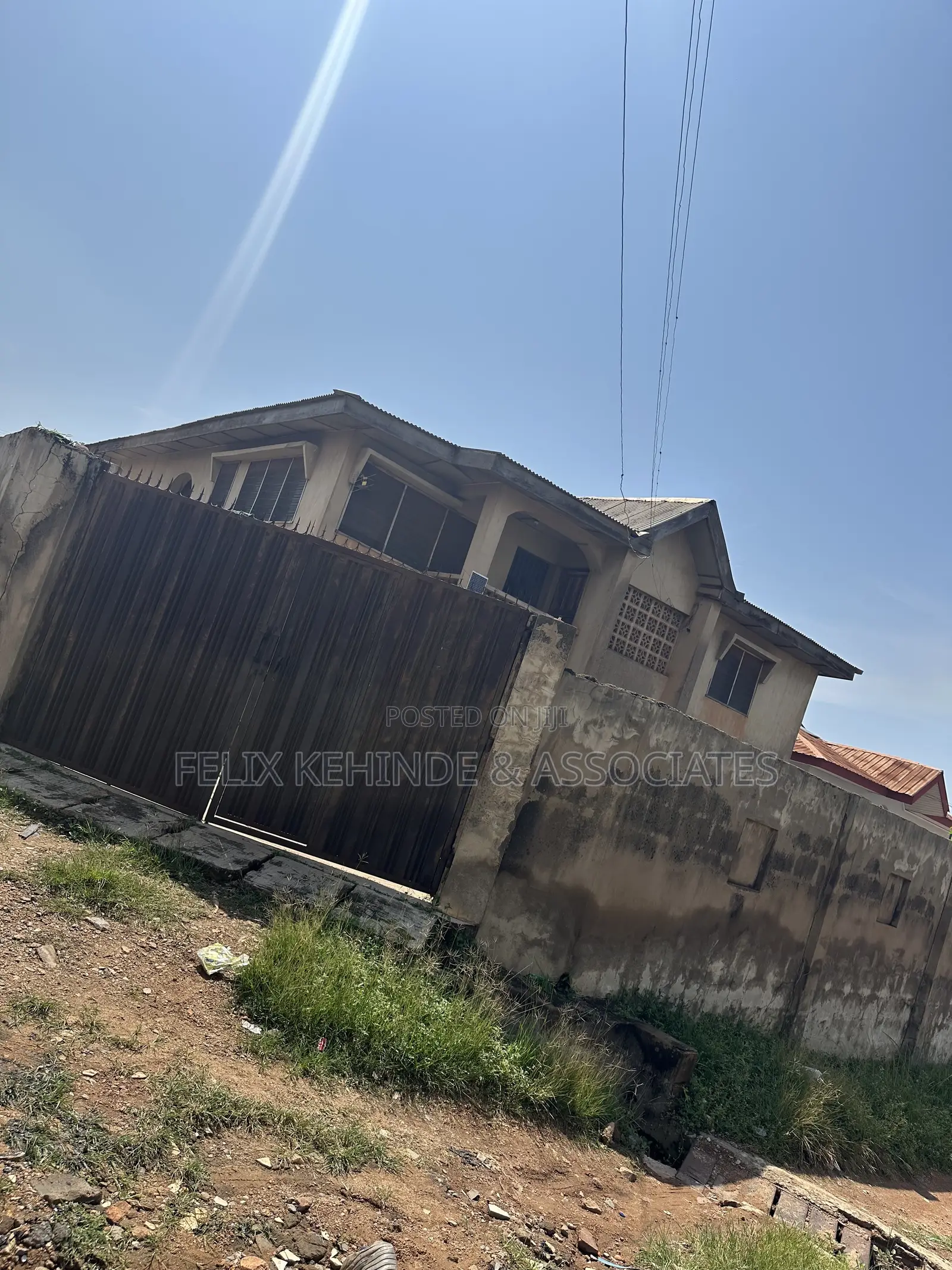 7bdrm Block of Flats in Temidire Estate, Iwo Road for sale