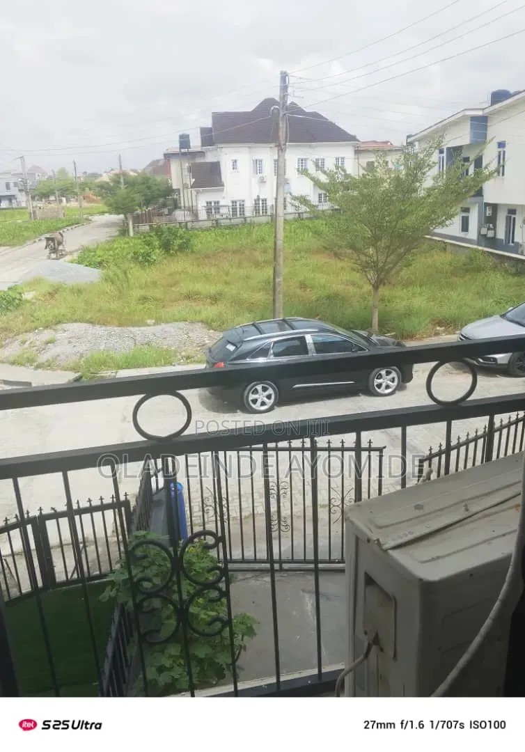 3bdrm Duplex in Amity Estate, Abijo for rent