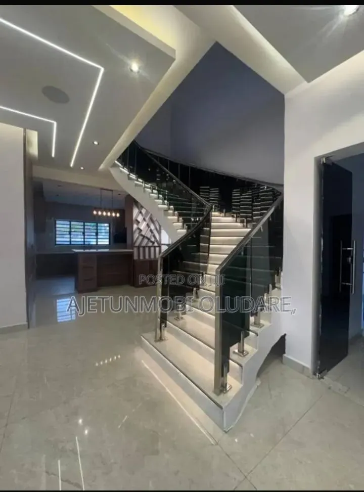 Furnished 4bdrm Duplex in Onikoko Agodi Gra, Bodija for sale