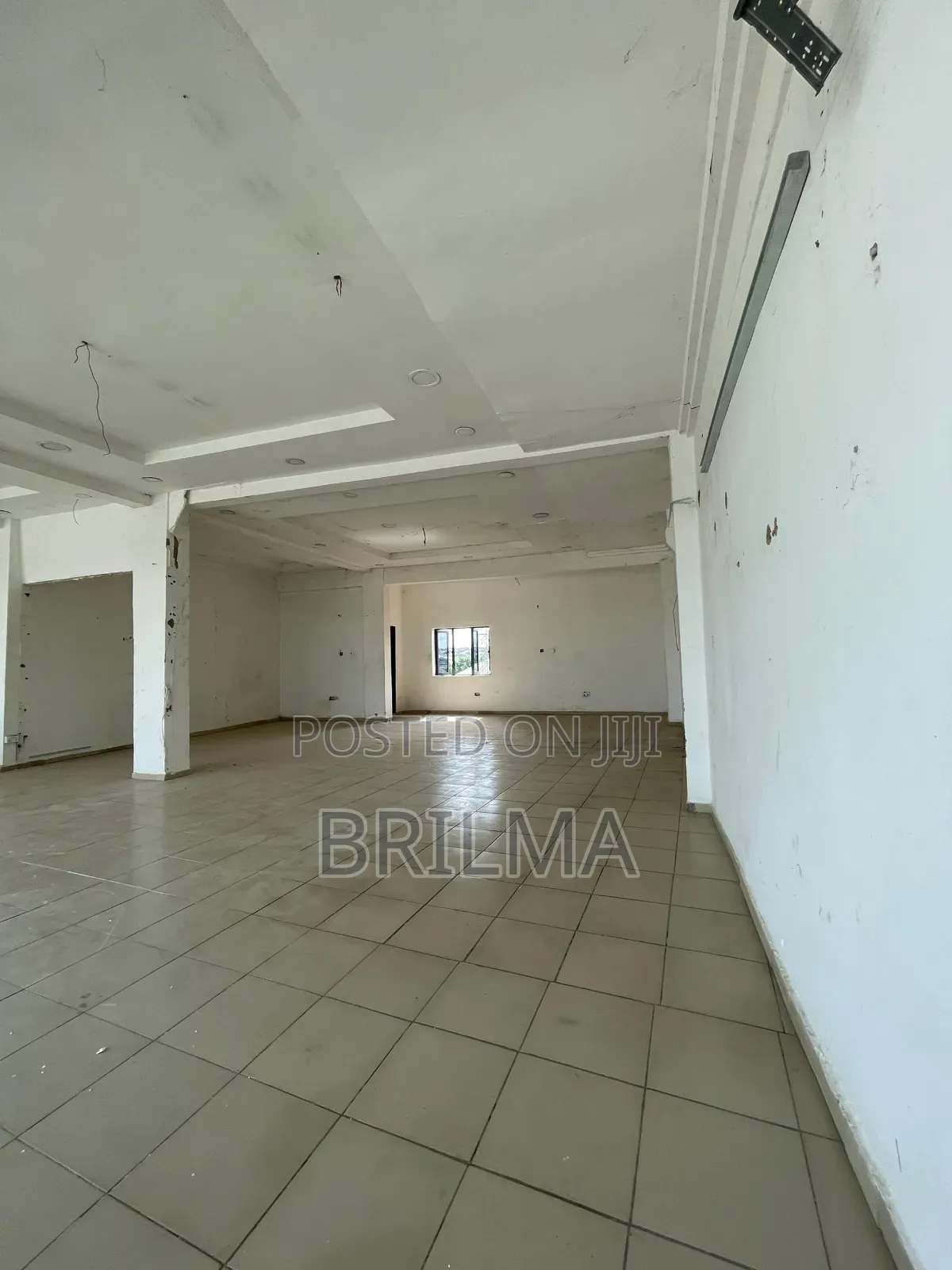 127 SQM and 197sqm of Commercial Space for Rent