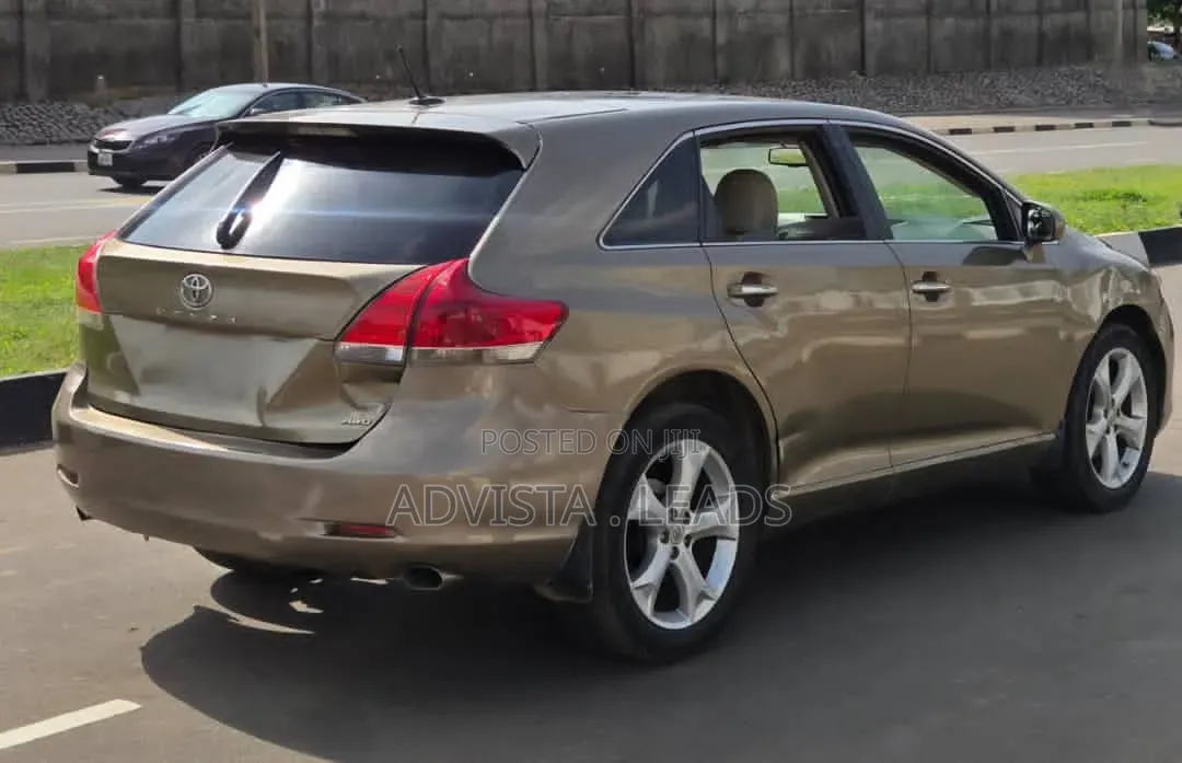 Toyota Venza 2009 Brown