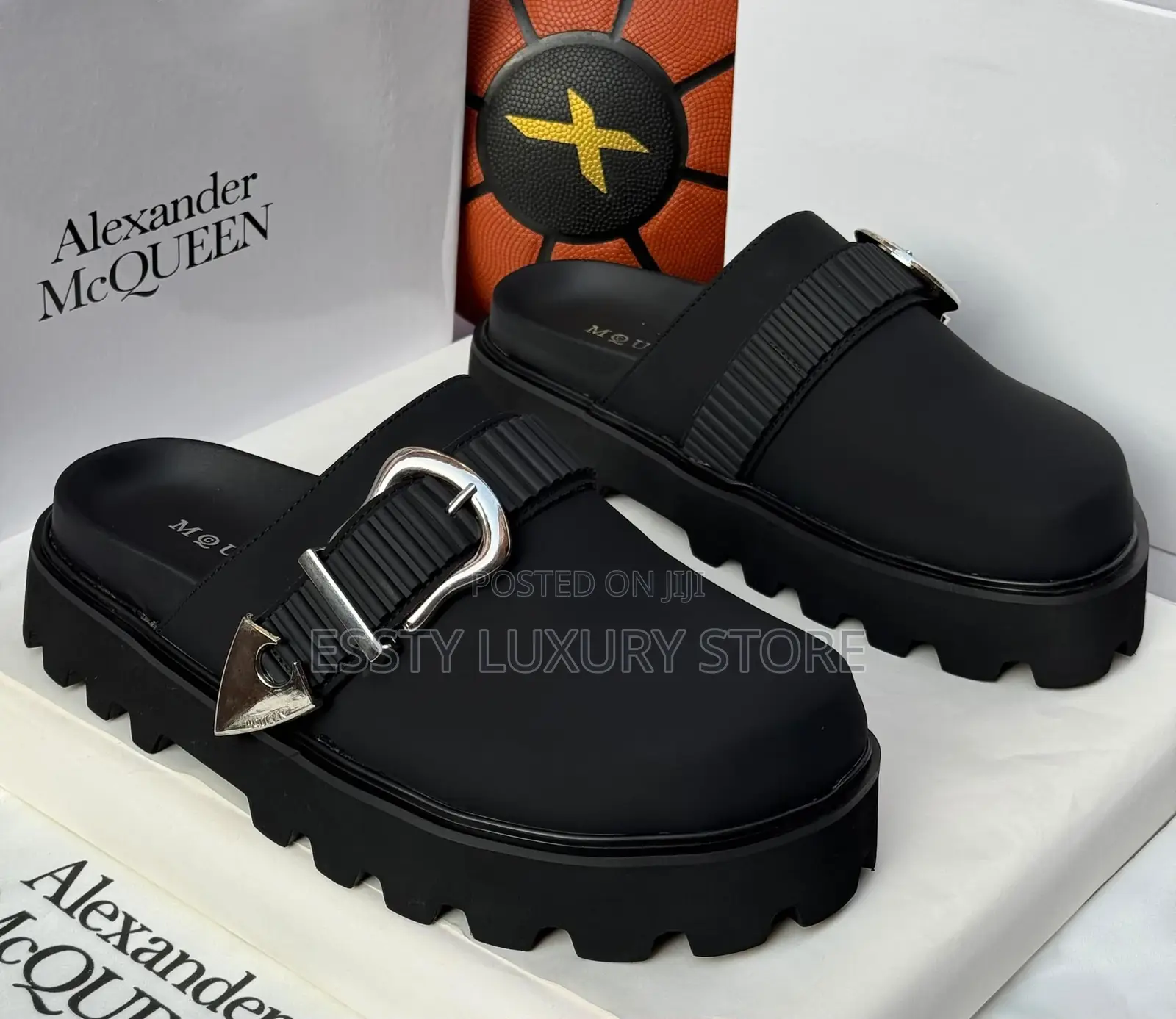 Alexander McQueen Quality Luxury Men Half Shoe