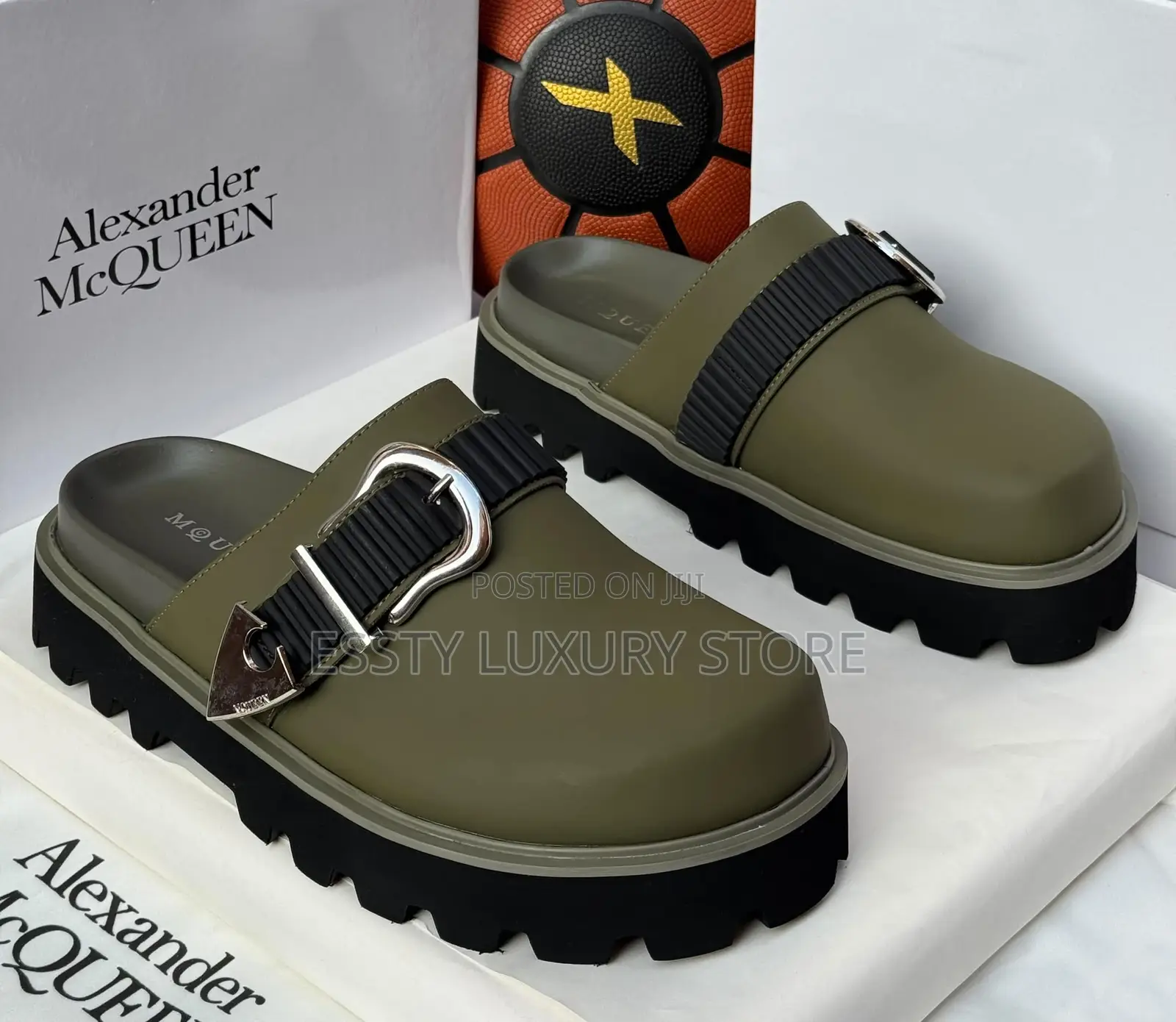 Alexander McQueen Quality Luxury Men Half Shoe