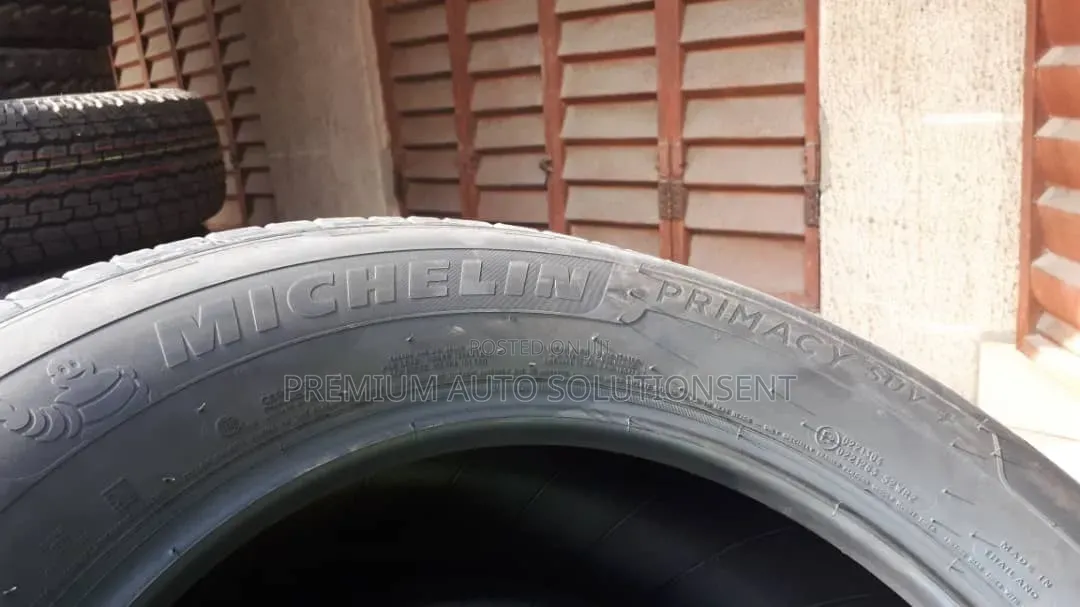 Brand New 265/65r17 Michelin Tyre