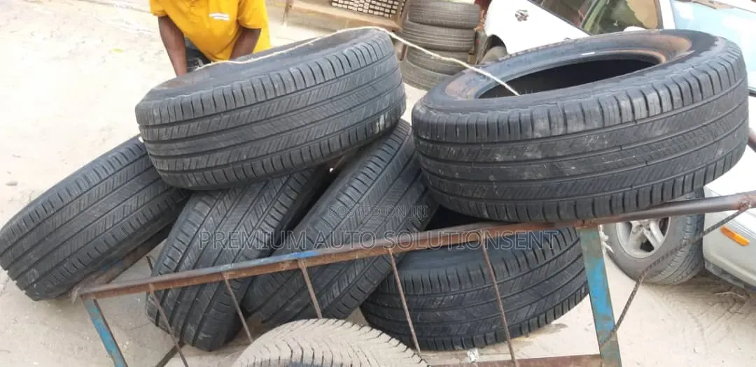 Brand New 265/65r17 Michelin Tyre