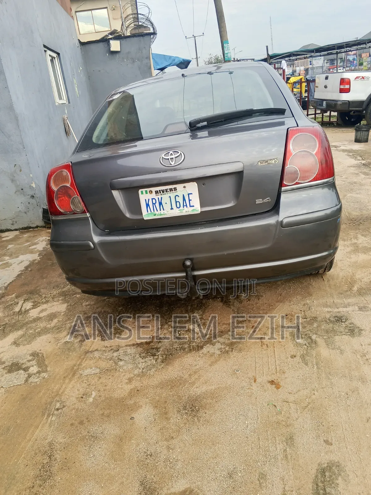 Toyota Avensis 2004 Gray