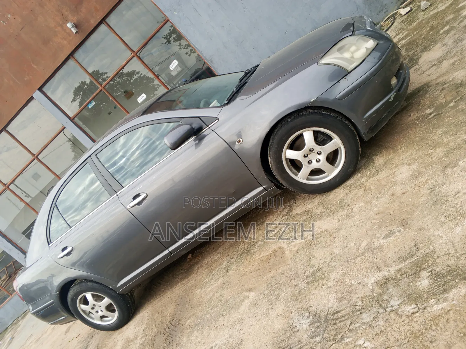 Toyota Avensis 2004 Gray