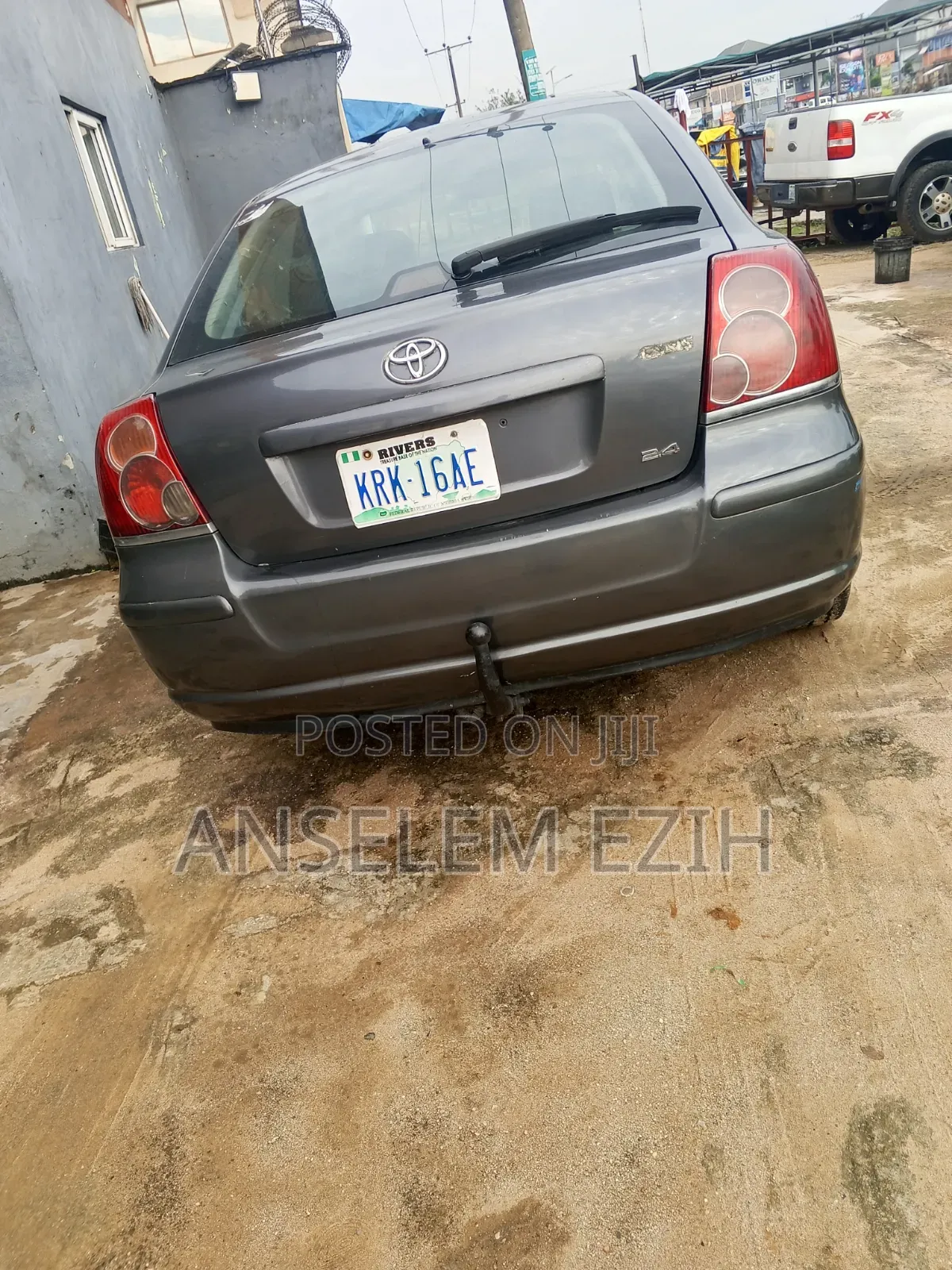 Toyota Avensis 2004 Gray