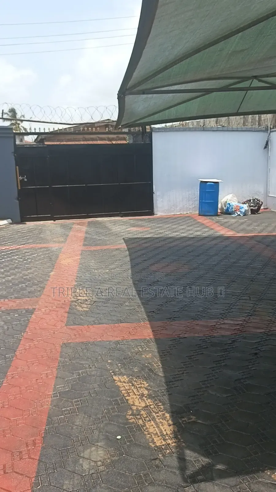 Furnished 4bdrm Duplex in Alimosho for sale