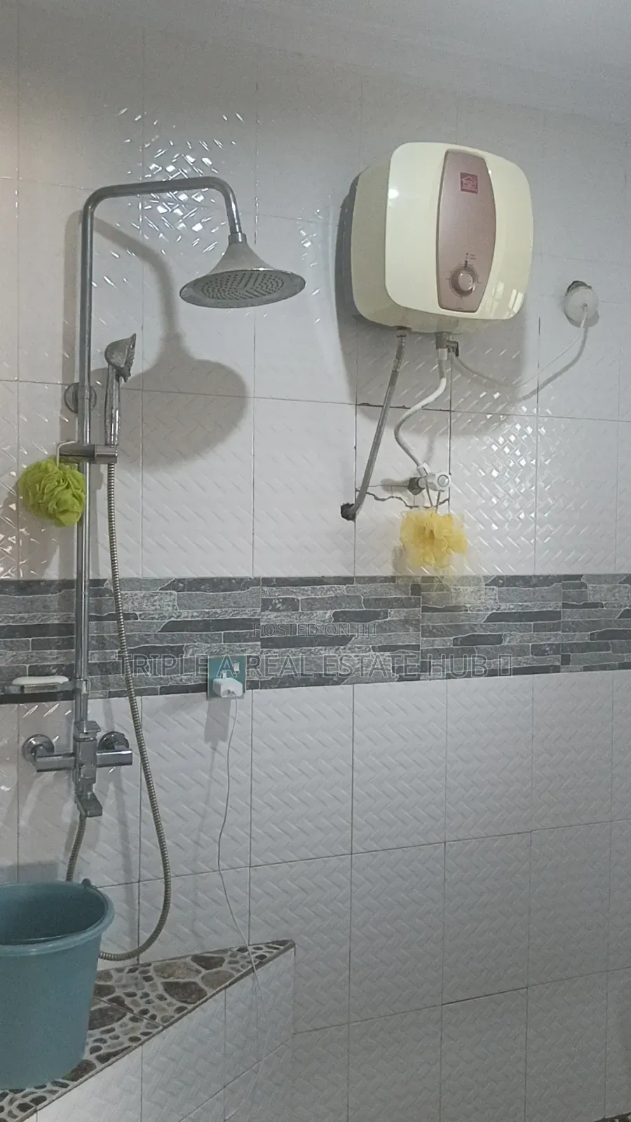 Furnished 4bdrm Duplex in Alimosho for sale