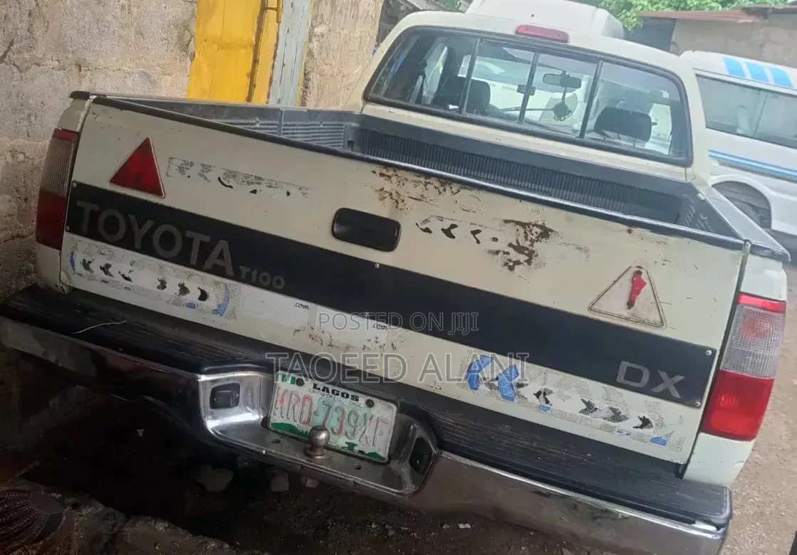 Toyota T100 1995 White