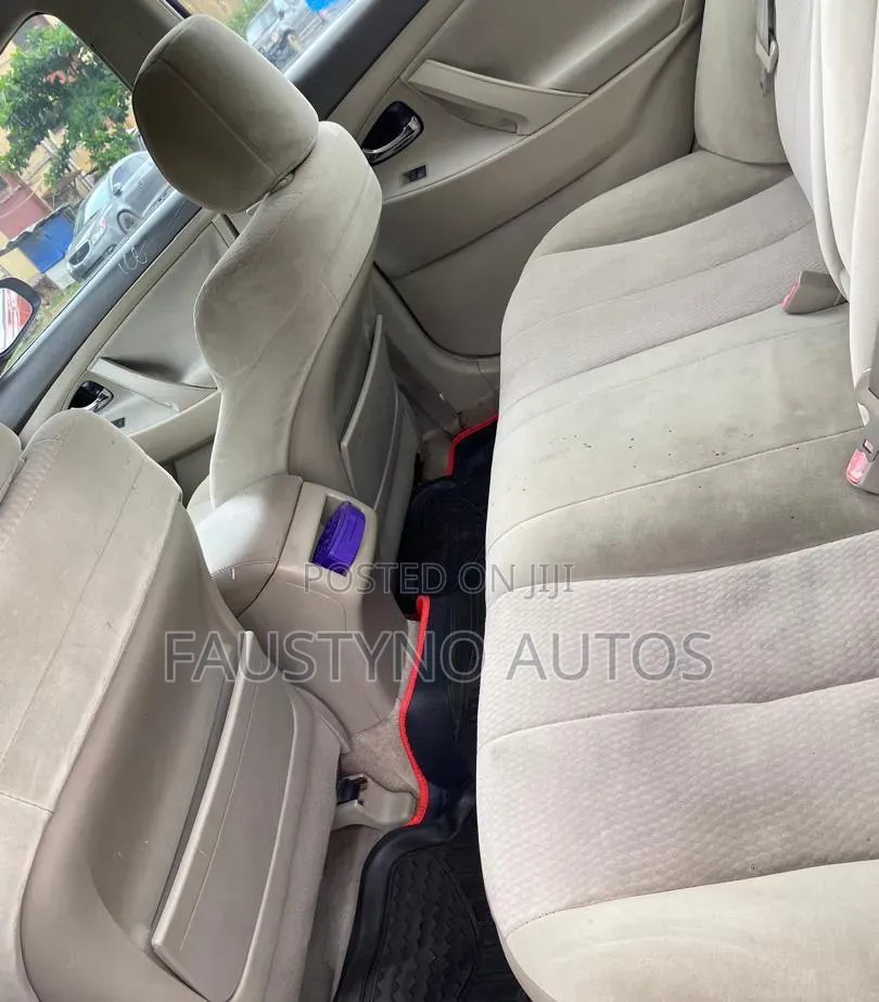 Toyota Camry 2010 Red