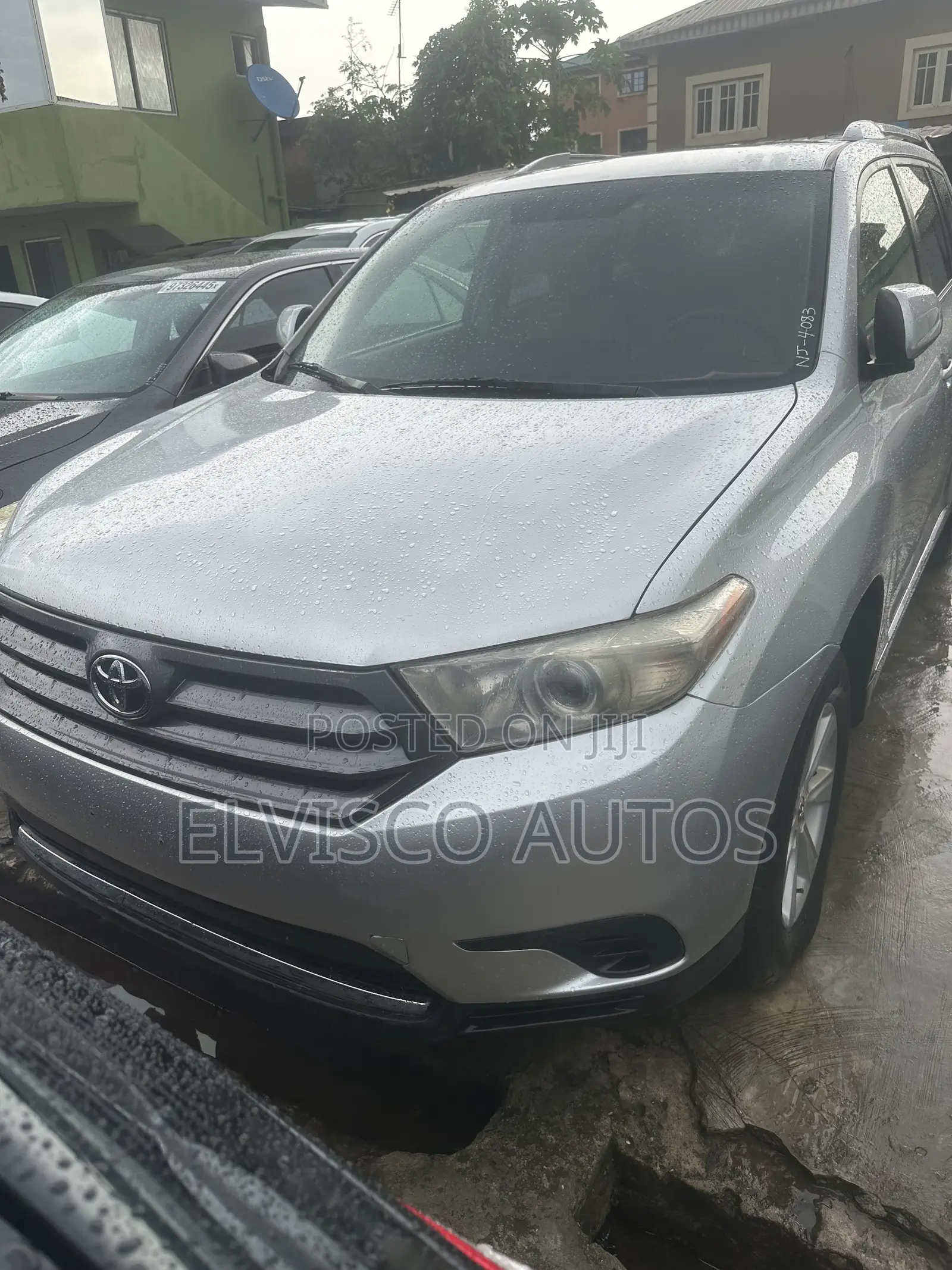 Toyota Highlander Limited 3.5l 4WD 2013 Silver