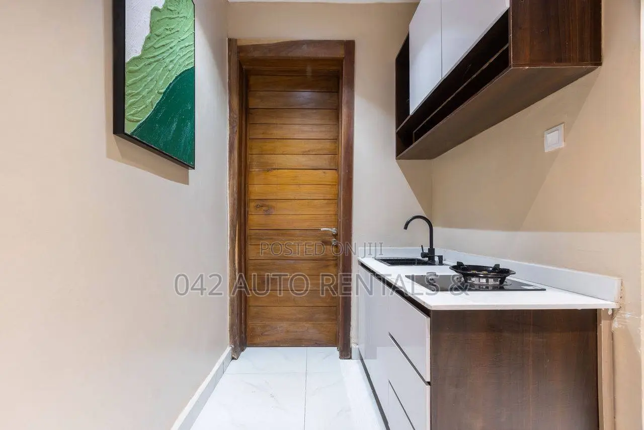 Luxury One Bedroom Garden Cabana