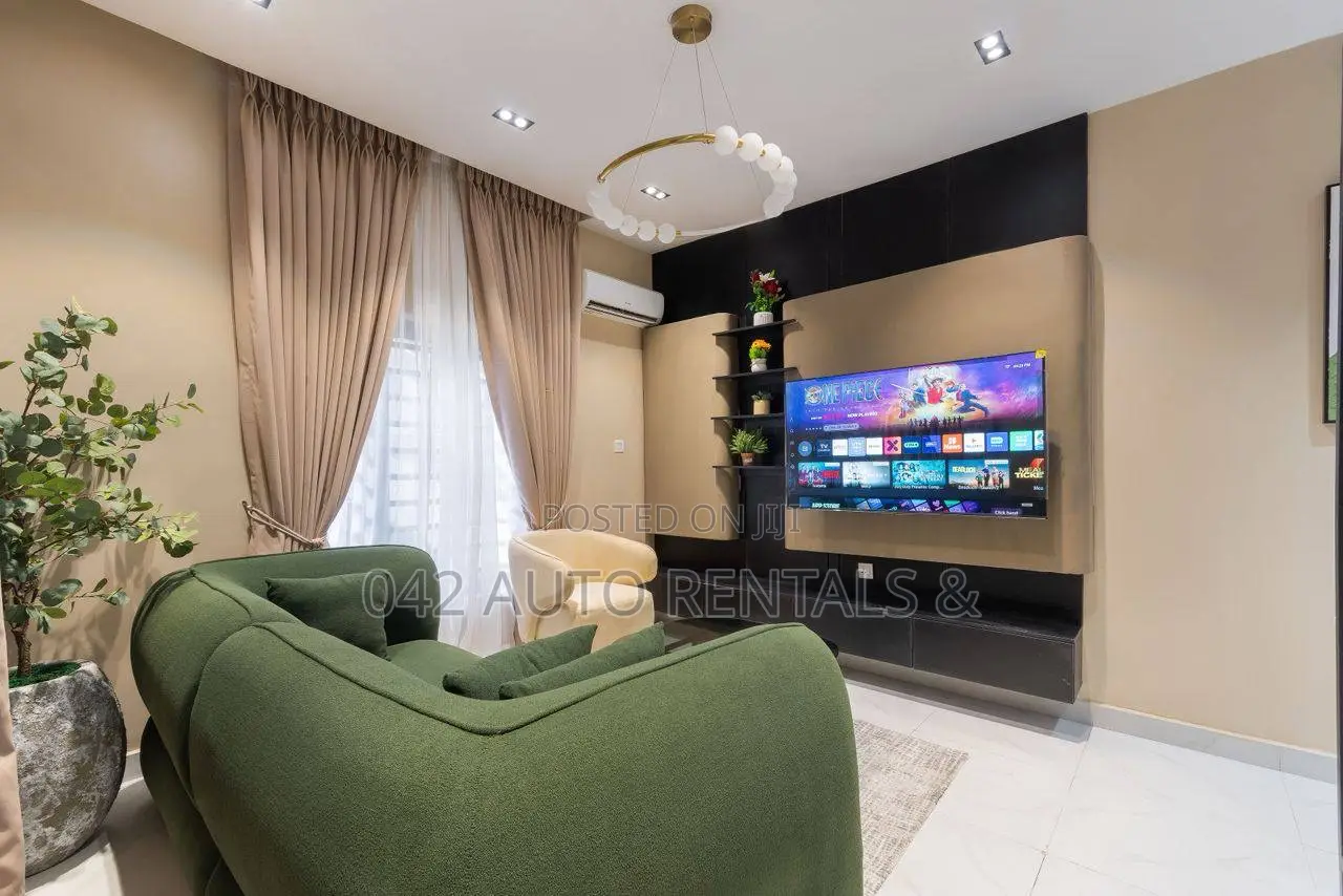 Luxury One Bedroom Garden Cabana