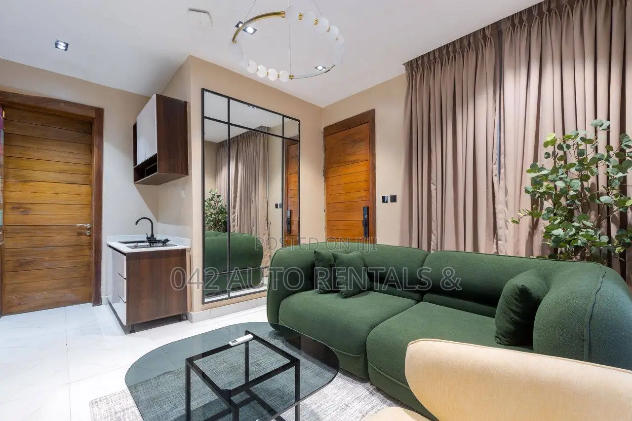 Luxury One Bedroom Garden Cabana