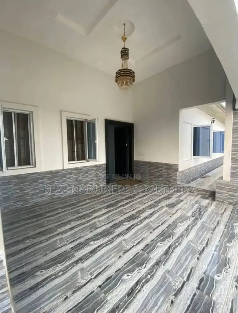 3bdrm Bungalow in Off Ring Rd 3, Ifa for sale