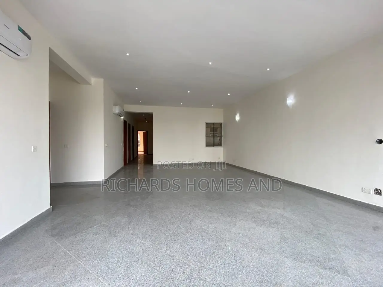 3bdrm Apartment in Banana Island for rent