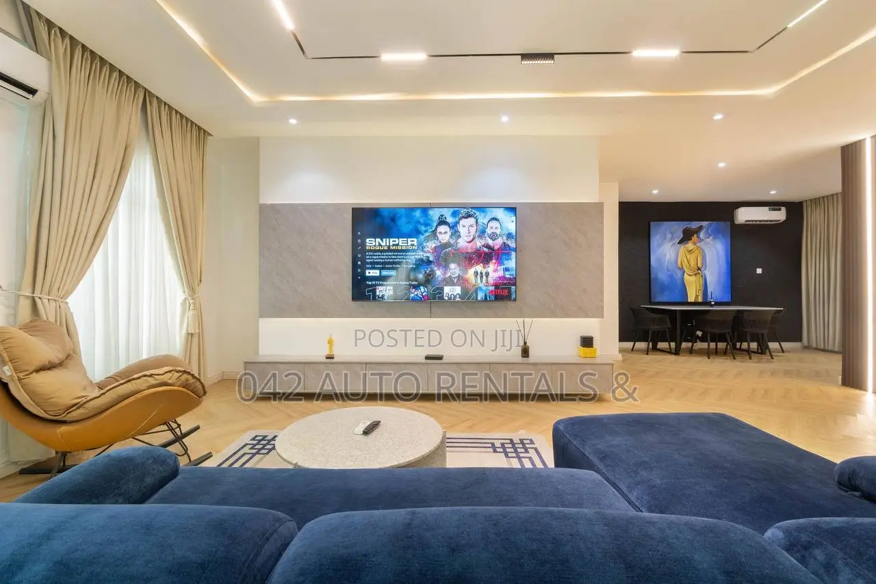 Luxury 6-Bedroom Duplex (Lekki Freedom Way)