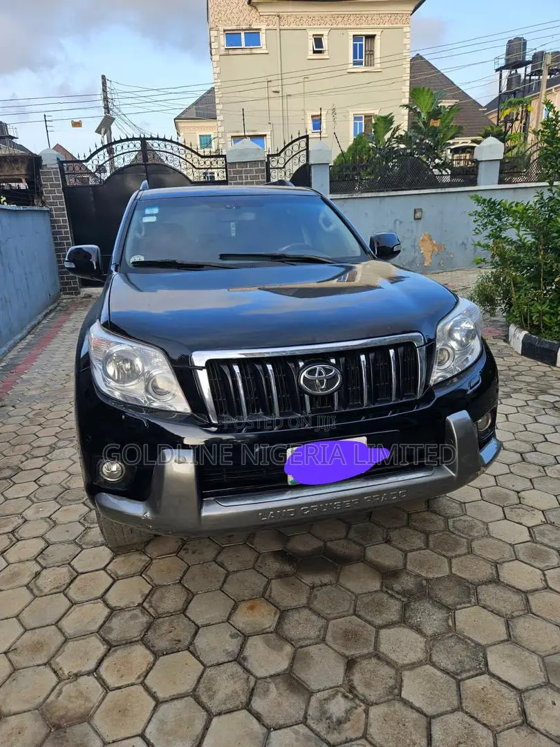 Toyota Land Cruiser Prado 2012 Black