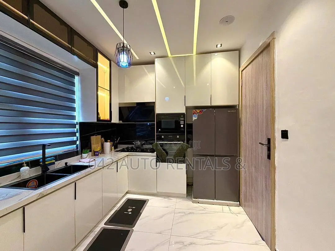 A Brand New Luxury 2 Bedroom With 3 Balconies