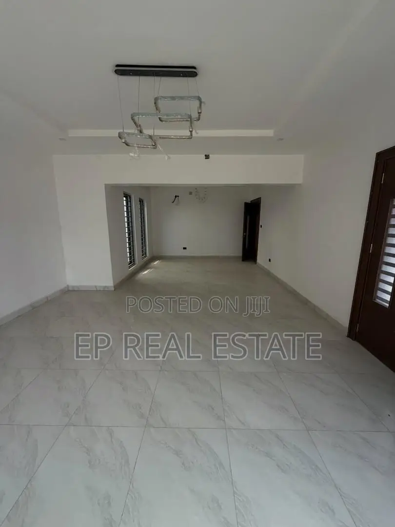 5bdrm Duplex in Katampe Extension for sale
