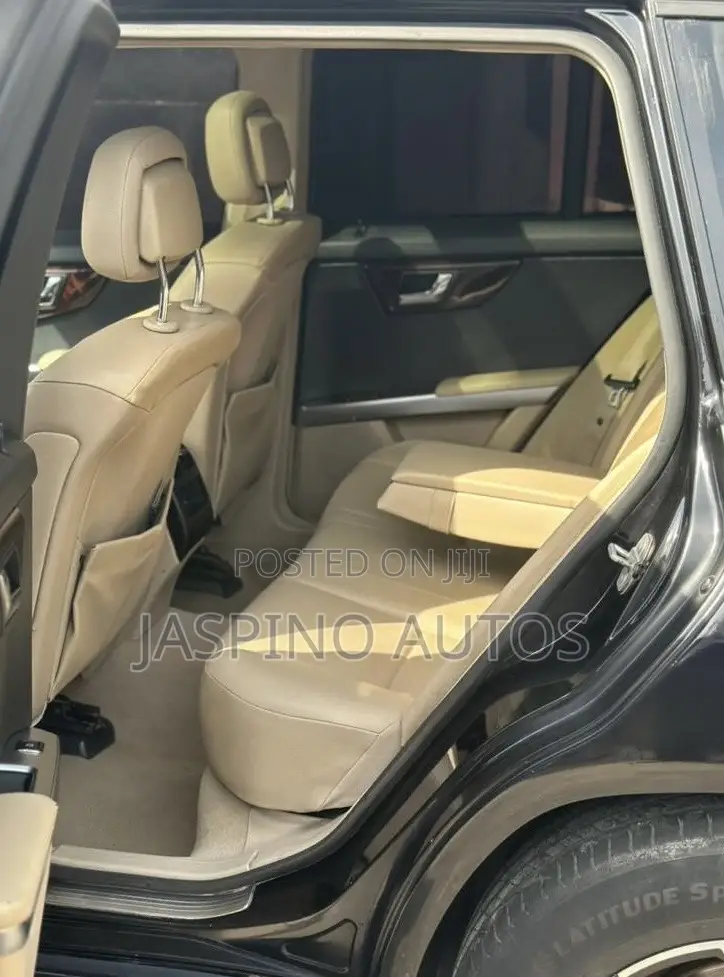 Mercedes-Benz GLK-Class 2010 Black