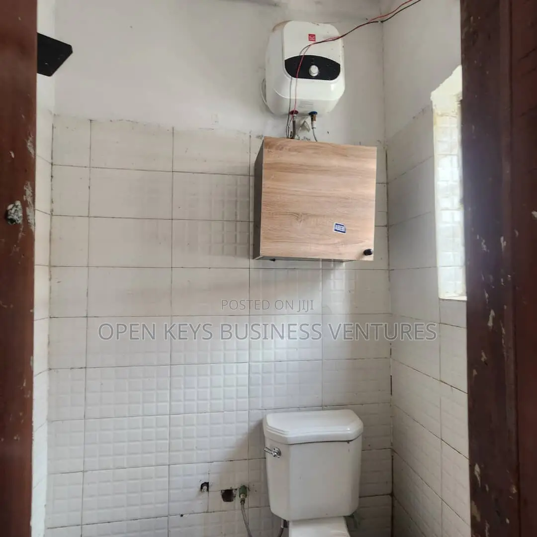 2bdrm Bungalow in Alegongo, Akobo for sale