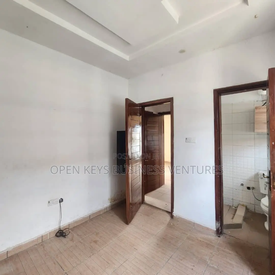 2bdrm Bungalow in Alegongo, Akobo for sale