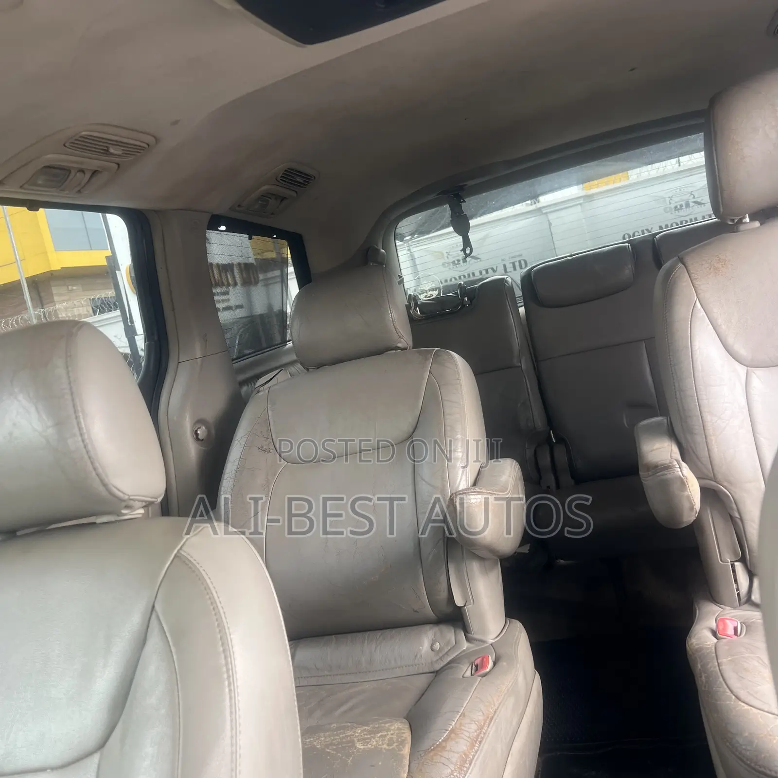 Toyota Sienna 2005 Gold
