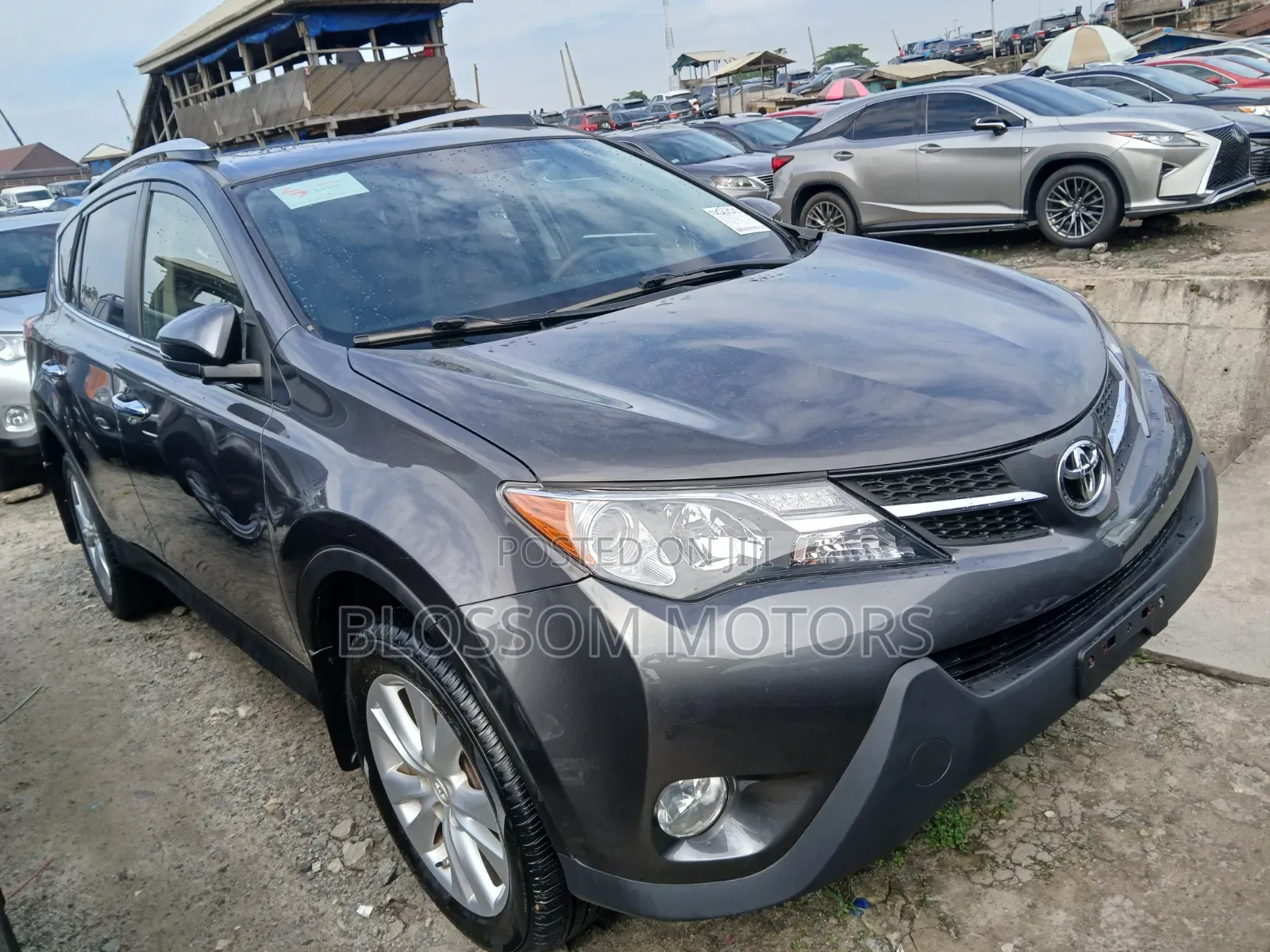 Toyota RAV4 LE 4dr SUV (2.5L 4cyl 6A) 2014 Gray