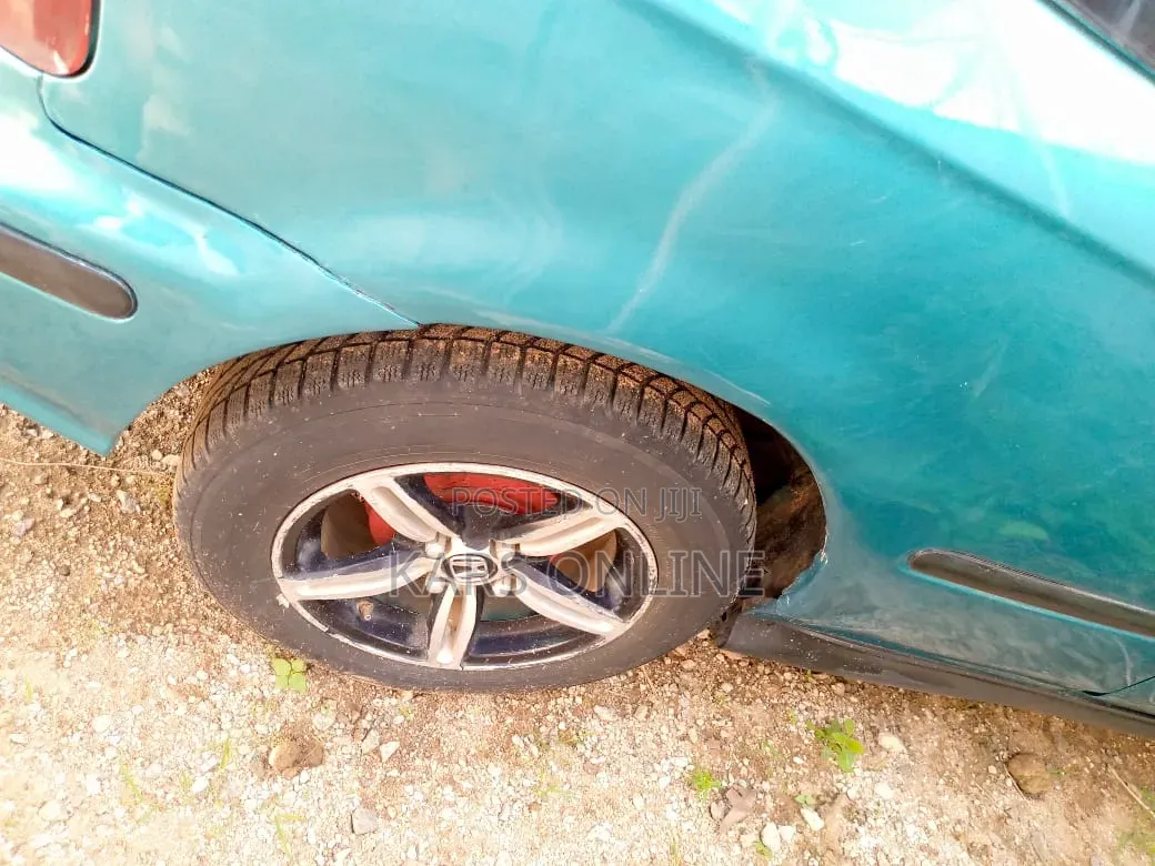 Honda Civic 2000 Blue