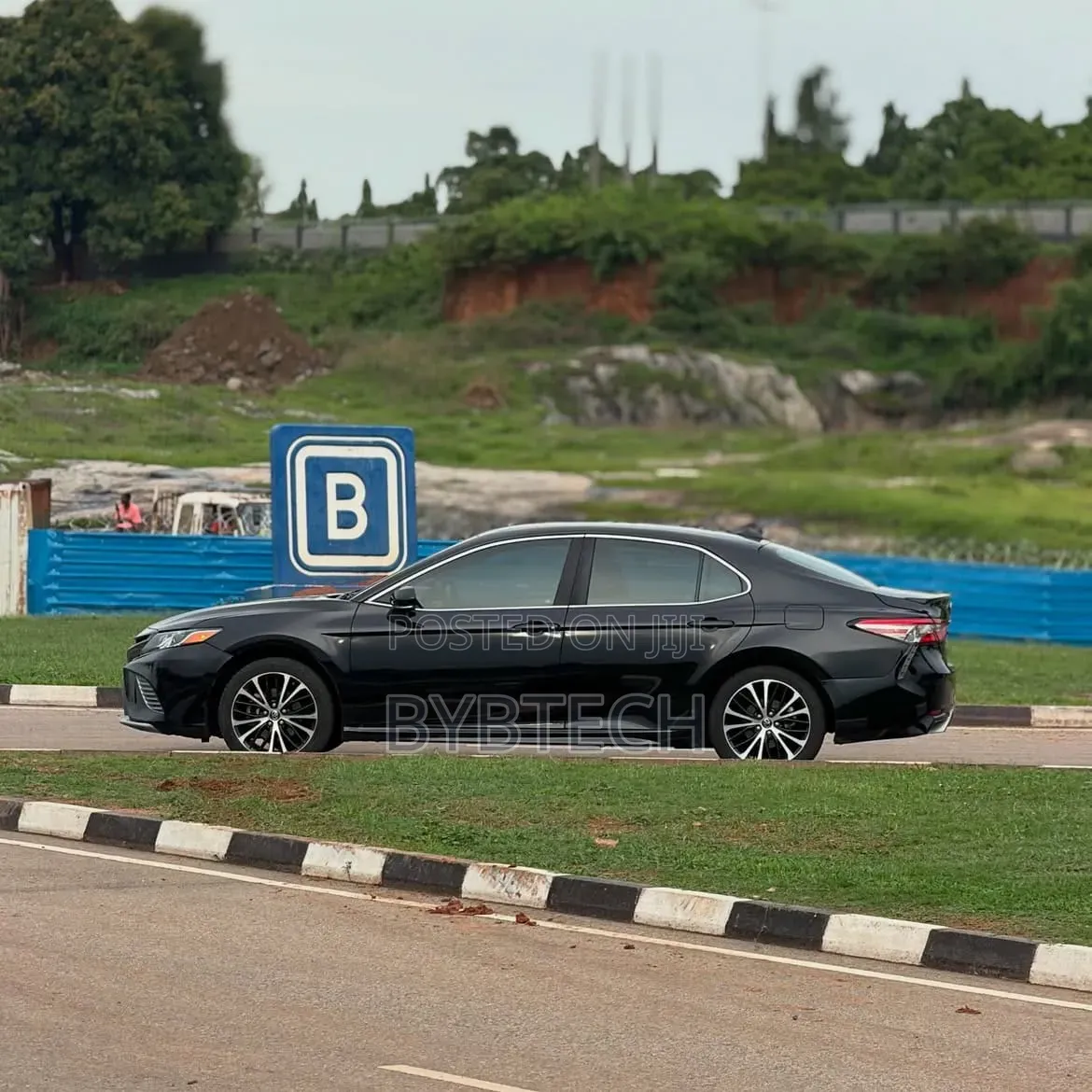 Toyota Camry 2019 Black