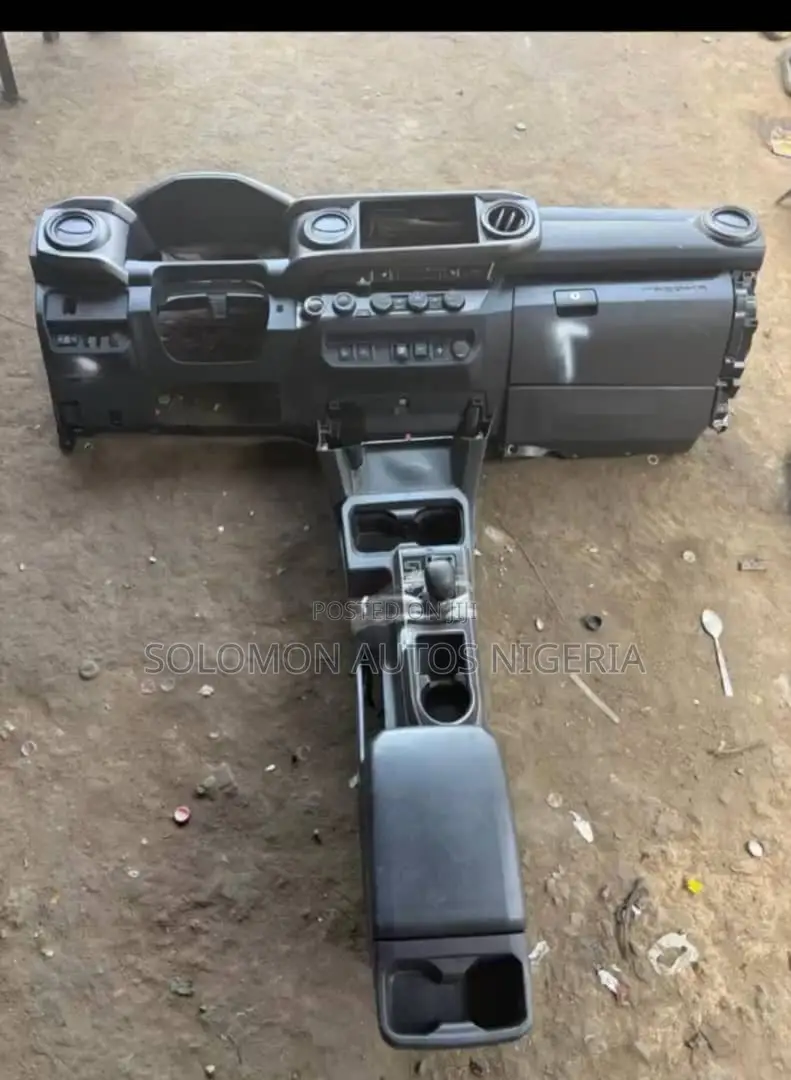 Complete Dashboard Toyota Tacoma 2017 Model